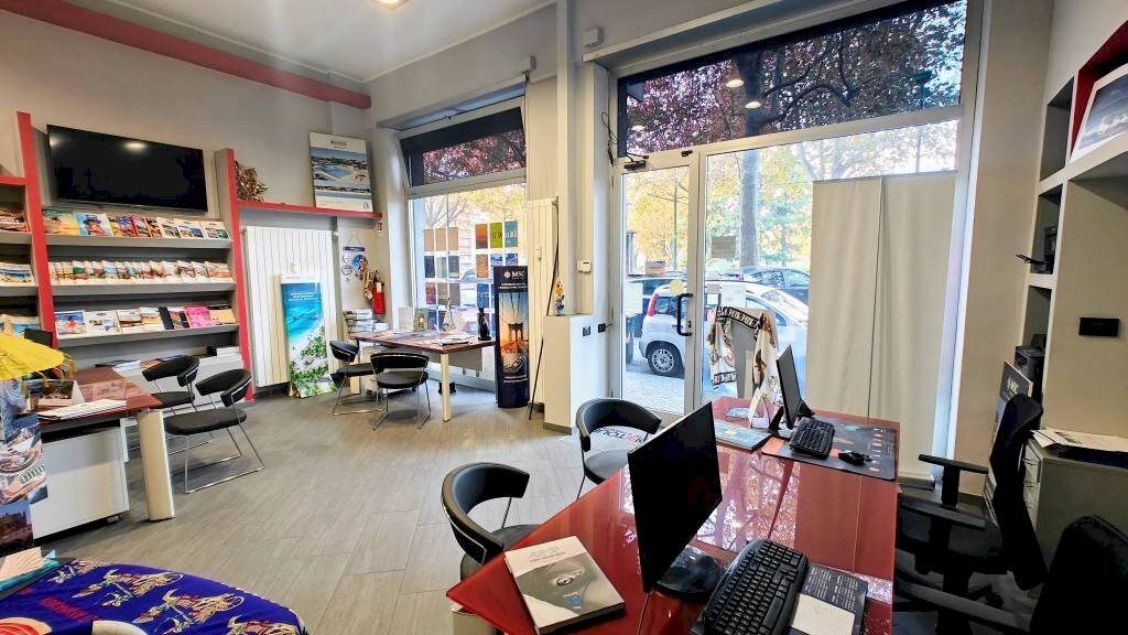 Interno non residenziale - Shop corso Filippo Turati, 53, Torino (neighborhood Crocetta) - photo 2