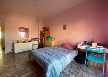 Camera da letto - Three-room apartment via Piero Maroncelli, Moncalieri - photo 10