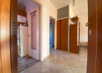 Disimpegno - Three-room apartment via Piero Maroncelli, Moncalieri - photo 12