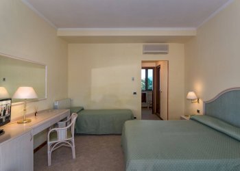 Foto 16 - Hotel via Vittorio Alfieri
 
7, Camaiore - foto 16