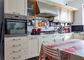 Cucina - Appartamento via San Giovanni Bosco, Cuneo (zona Donatello) - foto 17