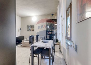 Sala da pranzo - Bilocale Via Antonio Rosmini
 
2, Trezzo sull'Adda - foto 21