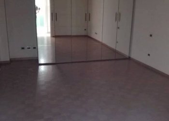 Camera da letto - Trilocale via Giovanni Domenico Paracciani, 20, Roma - foto 19