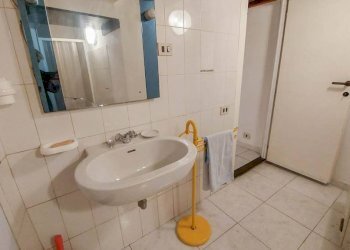 Bagno - Trilocale vico degli Adorno, Genova (zona Centro Storico) - foto 19