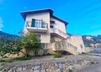 Foto 19 - Appartamento Via Silvio Pellico
 
19, Orco Feglino - foto 19