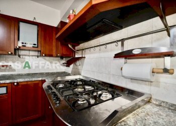 Cucina - Villa a Schiera viale Piave, Alzano Lombardo - foto 8