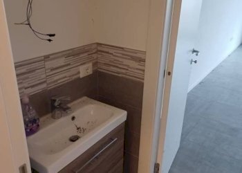 Bagno - Negozio via Emilia, 174B, Anzola dell'Emilia - foto 9