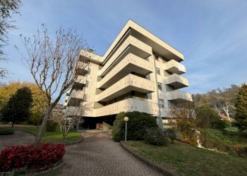 Facciata - Bilocale via 25 Aprile, 108, San Mauro Torinese - foto 1