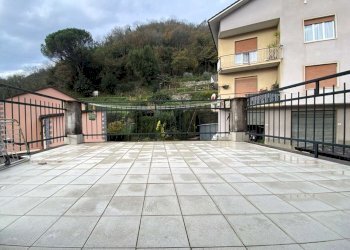 Terrazzo - Quadrilocale via Scaruglia, San Colombano Certenoli - foto 1