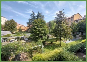 vista camera da letto - Appartamento via Orfeo, Bologna (zona Centro Storico) - foto 1