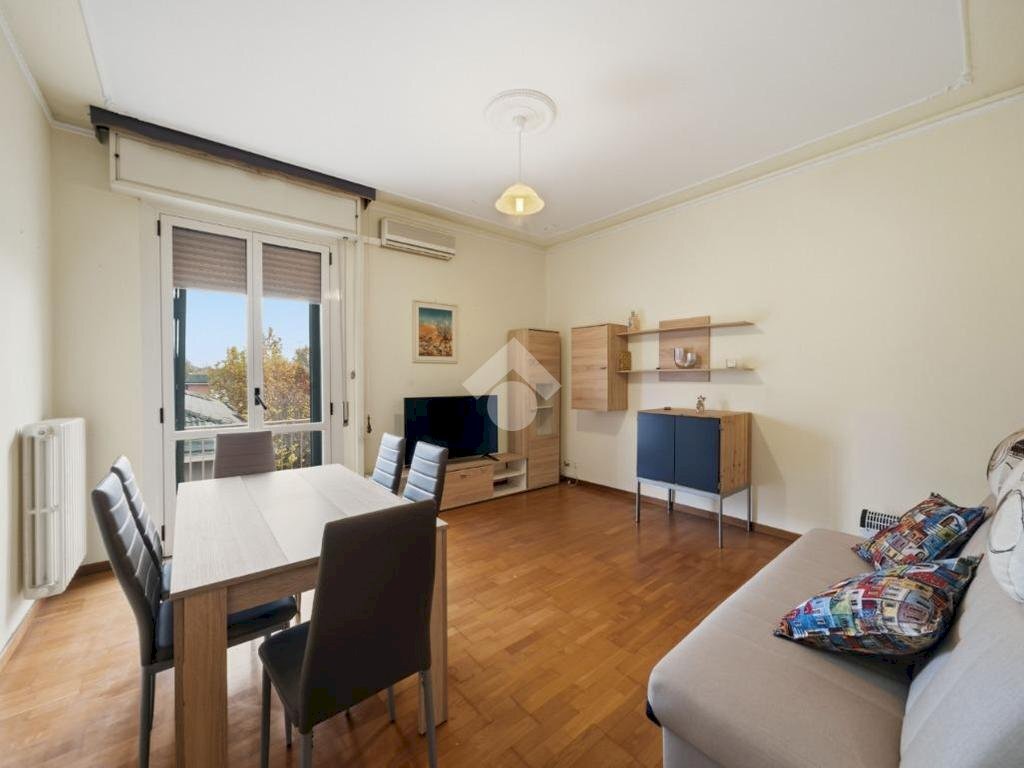 Four-room apartment via Vignolese, Modena - photo 1