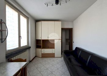 One-room apartment Piazza Camillo Benso Conte di Cavour, Sedriano - photo 2