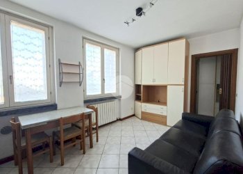 One-room apartment Piazza Camillo Benso Conte di Cavour, Sedriano - photo 3