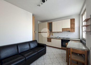 One-room apartment Piazza Camillo Benso Conte di Cavour, Sedriano - photo 8