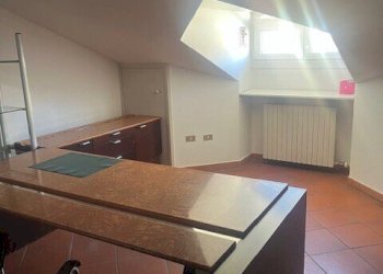 Mansarda ROMA, 55, Cuneo (zona Centro Storico) - foto 11