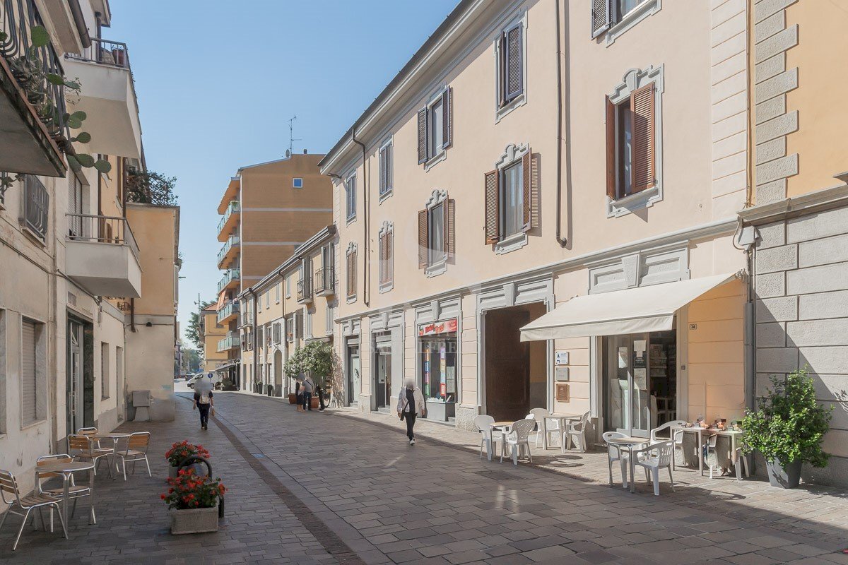 Bar Vendita Villasanta centro storico - Bar Tavola Calda - Fredda VIA CONFALONIERI, 74, Villasanta - foto 3