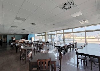 Negozio Via Alcide De Gasperi, 2, Sant'Agata Bolognese - foto 1