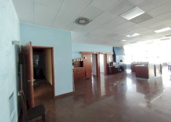 Negozio Via Alcide De Gasperi, 2, Sant'Agata Bolognese - foto 19