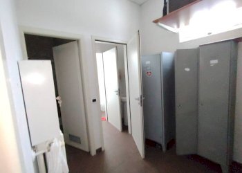 Negozio Via Alcide De Gasperi, 2, Sant'Agata Bolognese - foto 33
