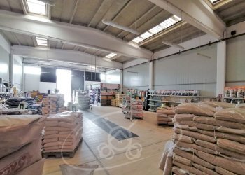 Capannone Foggia - foto 18