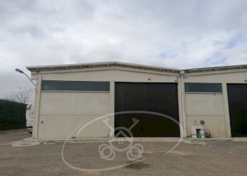 Capannone Foggia - foto 15