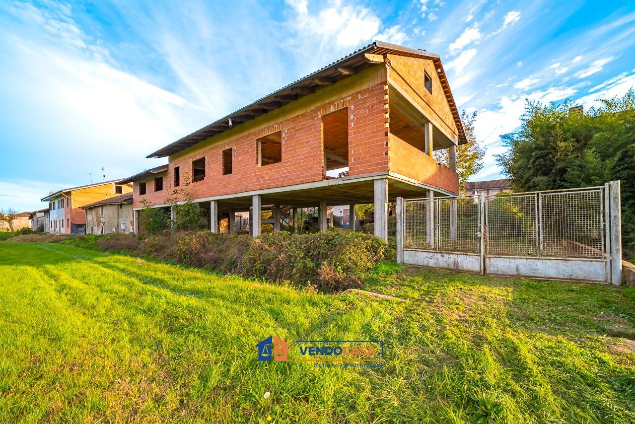 Casa indipendente Villafranca Piemonte - foto 1