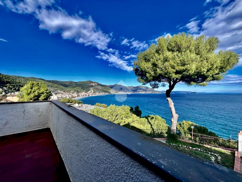 Trilocale Via Punta Tacuara, Laigueglia - foto 1