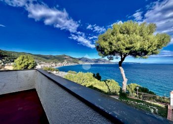 Trilocale Via Punta Tacuara, Laigueglia - foto 1