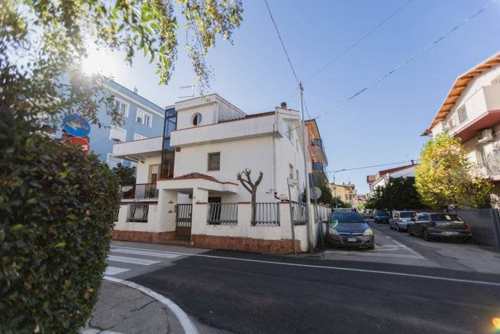 Foto 2 - Independent house Via C. D'Agnese
 
3, Montesilvano - photo 2