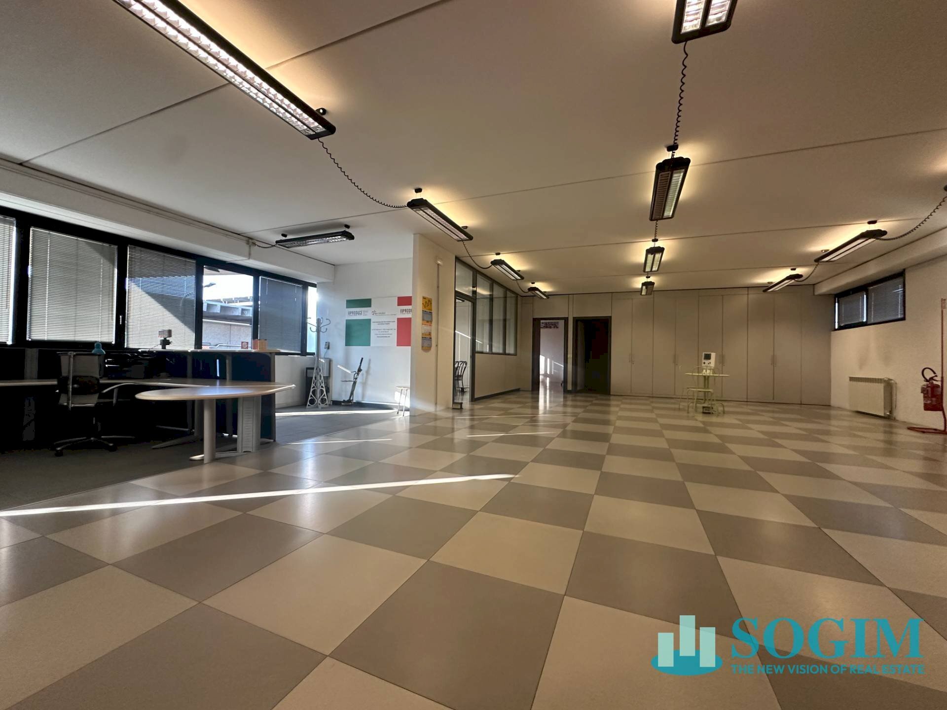 Foto 1 - Ufficio via Dell'Artigianato
 
8, Muggiò - foto 1