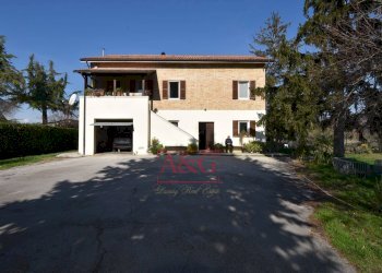 Foto 1 - Rustico Contrada Piane di Monteverde
 
49, Montegiorgio - foto 1