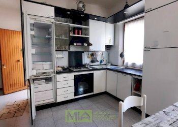 Foto 2 - Trilocale Via Bertacchini
 
32, Altidona - foto 2