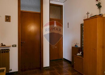 Hall / corridoio - Trilocale VIA PESCHIERA
 
6, Meda - foto 8