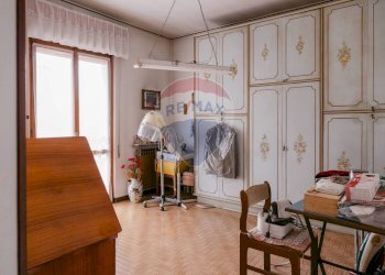 Camera / camera da letto - Trilocale VIA PESCHIERA
 
6, Meda - foto 16