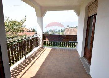 Balcone - Casa indipendente Luino - foto 13