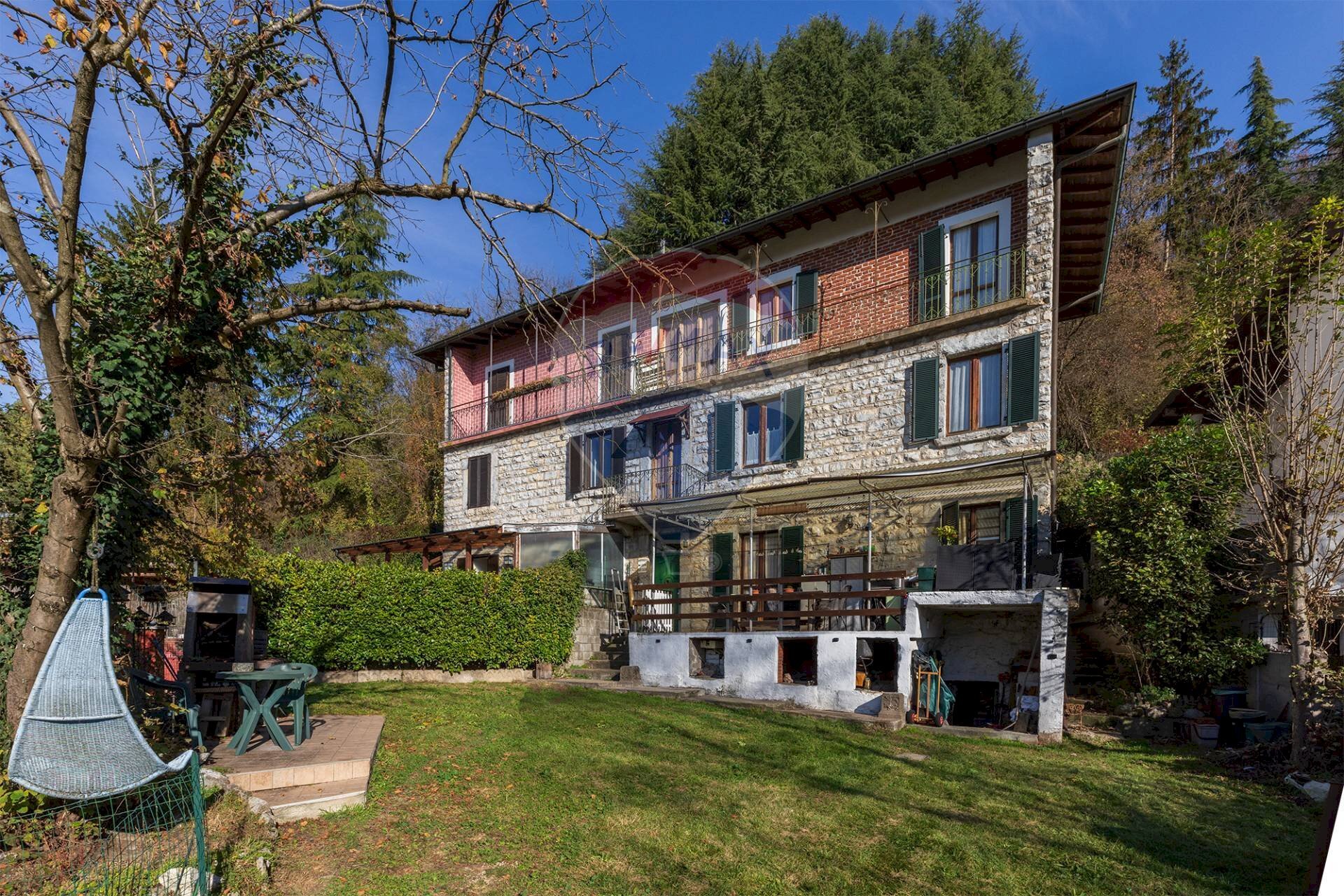 Casa all\'aperto - Semi-detached house VIALE MILANO
 
40, Viggiù - photo 2