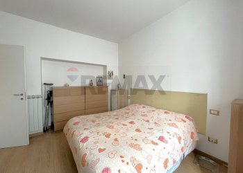 Camera / camera da letto - Trilocale via sicilia
 
15, Terni - foto 15