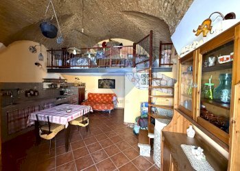 Cucina - Casa semi indipendente Vico Terzo Sant'Innocenzo, Grassano - foto 4
