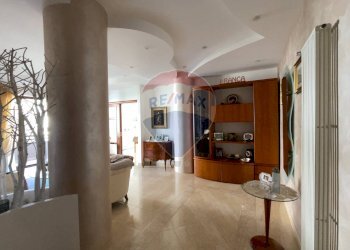 Hall / corridoio - Casa indipendente Santeramo in Colle - foto 20