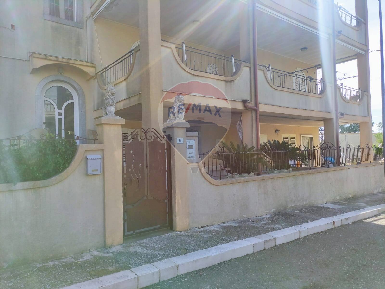 Edificio all\'aperto - Apartment Laterza - photo 1