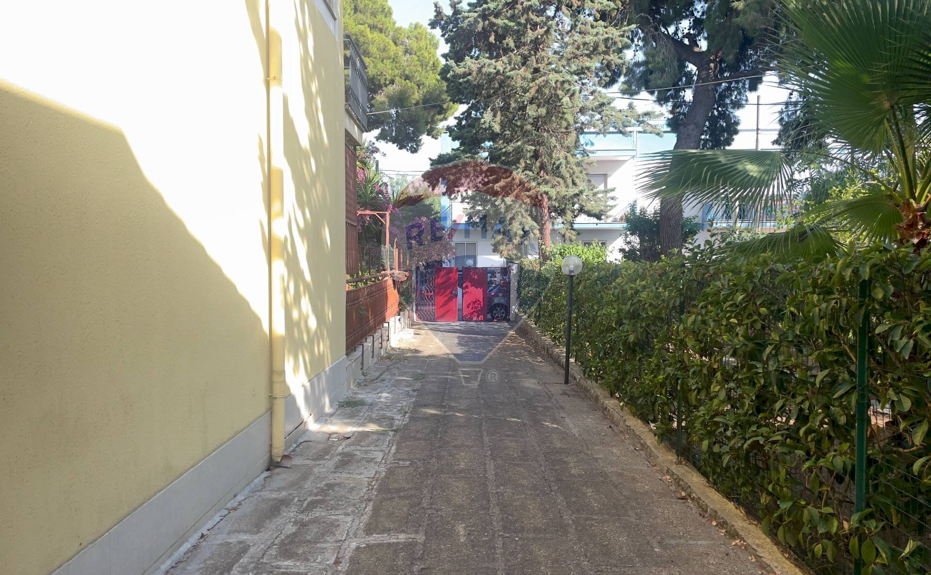 Edificio all\'aperto - Quadrilocale Ginosa - foto 1