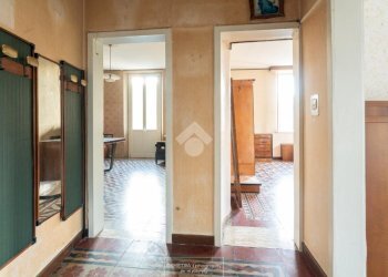 Three-room apartment Via Giuseppe Mazzini, Vignola - photo 4