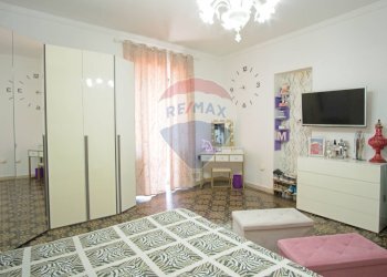 Camera/ Camera da letto - Appartamento Via Spiaggia
 
335, Mascali - foto 14