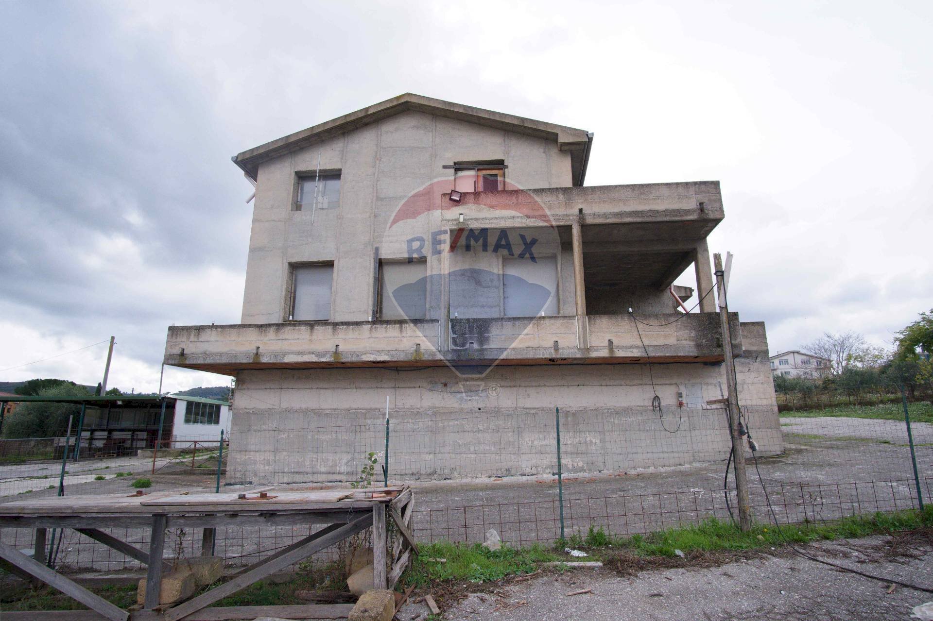 Edificio all\'aperto - Villa Via Angelo Tranchida
 
sn, Enna - photo 3