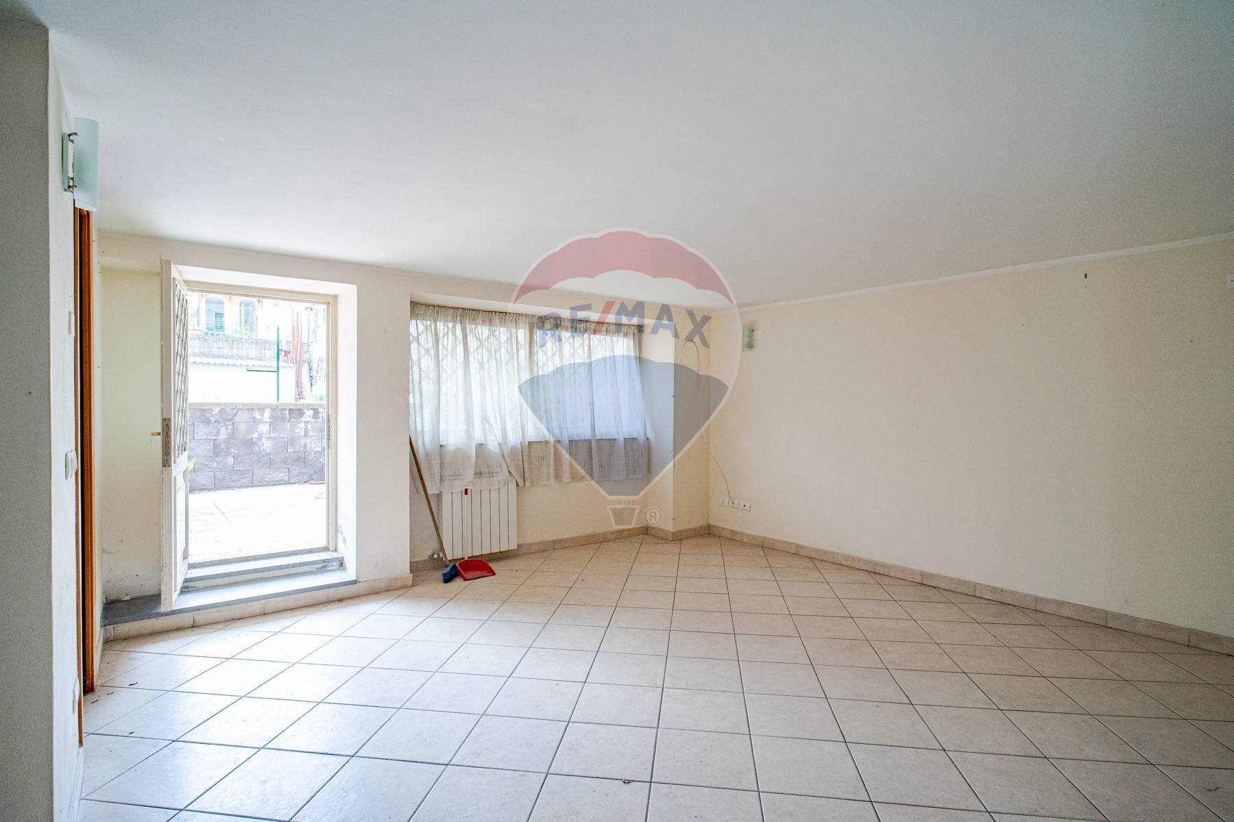 Stanza vuota - Bilocale Via Tommaso Fazello
 
7, Catania - foto 3