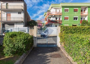 Edificio all\'aperto - Appartamento Via Antonio Pacinotti
 
34, Catania - foto 4