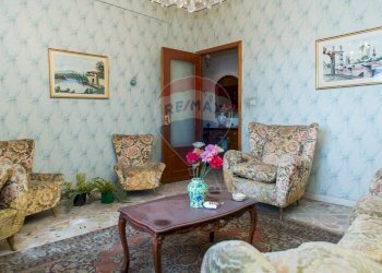 Soggiorno - Appartamento Via Antonio Pacinotti
 
34, Catania - foto 18