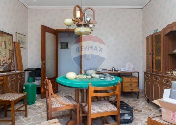 Sala da pranzo - Appartamento Via Antonio Pacinotti
 
34, Catania - foto 22