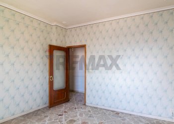 Stanza vuota - Appartamento Via Antonio Pacinotti
 
34, Catania - foto 8