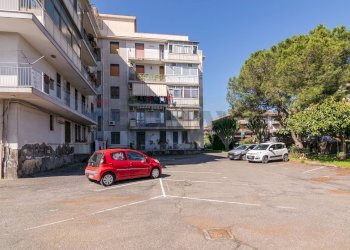 Edificio all\'aperto - Appartamento Via Antonio Pacinotti
 
34, Catania - foto 27